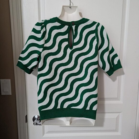 Green & White Anthropologie Knit Short Sleeve Top - Size Small - Picture 2 of 11